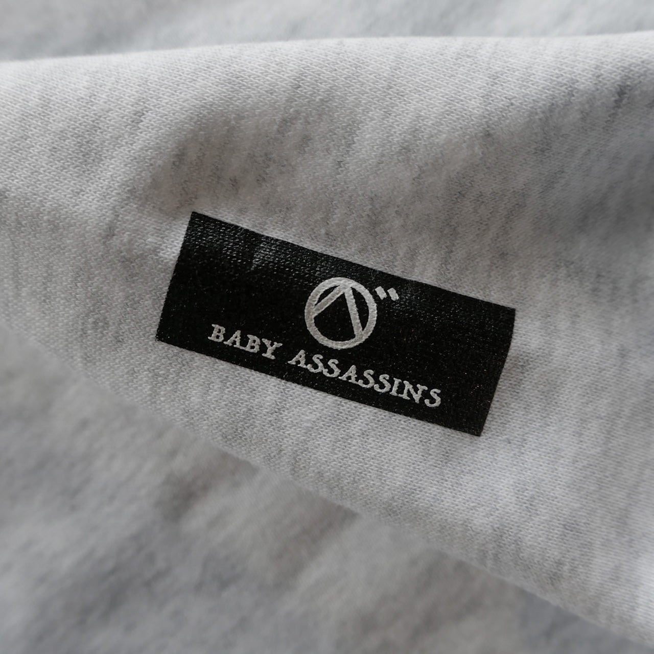 ベイビーわるきゅーれ × Behind the Scenes®︎ コラボスウェット 02