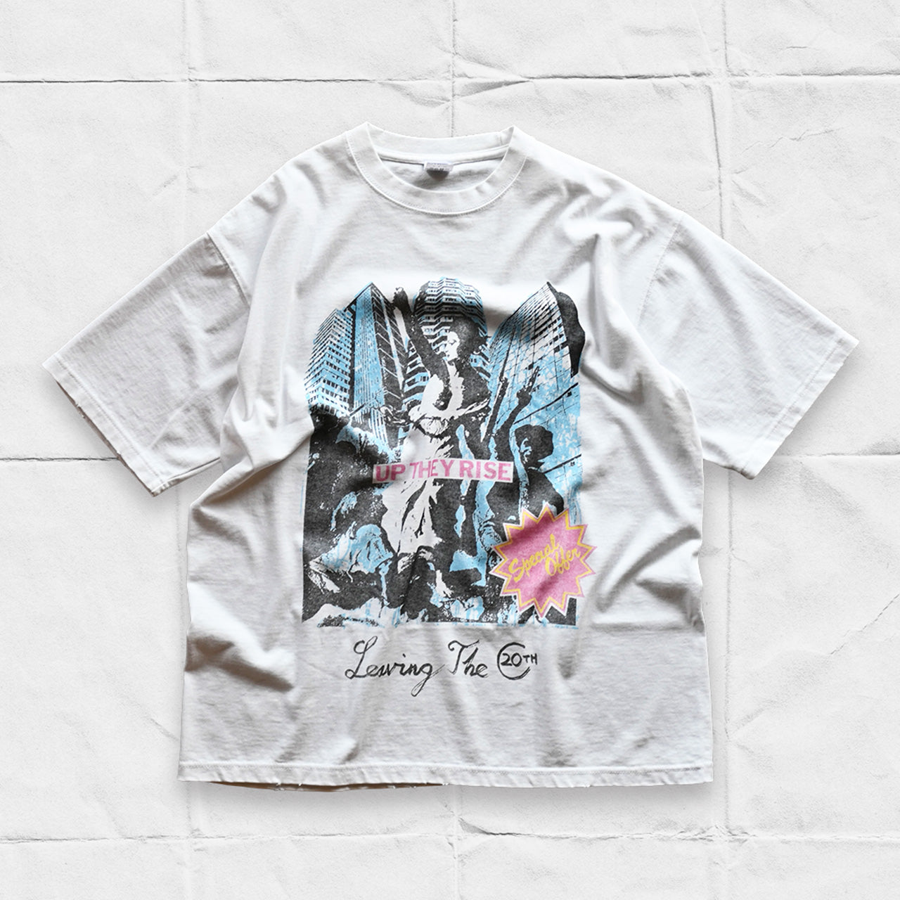 ベイビーわるきゅーれ × Behind the Scenes®︎ コラボTシャツ 01