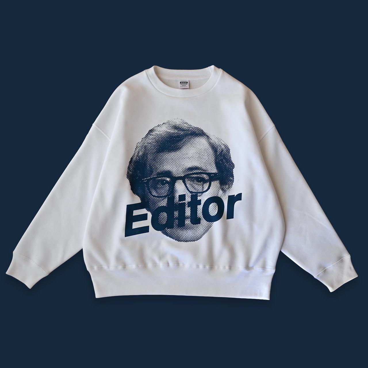 BEHIND mag 編集部ユニフォーム「Editor Sweat Shirts」